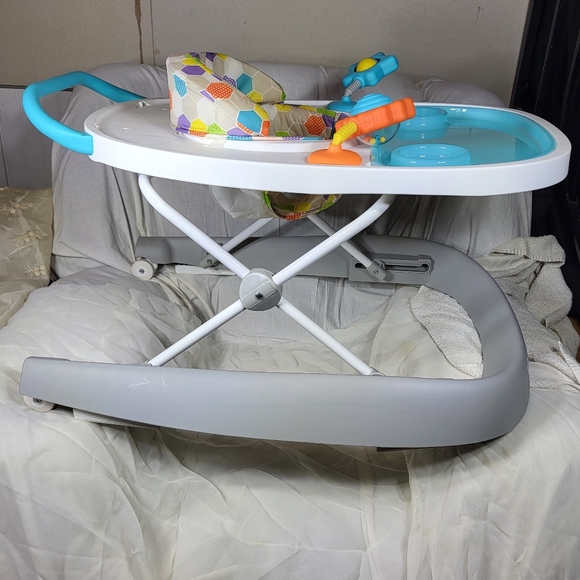 Smart Steps Dine N Play 3 in 1 Feeding Walker - Picture 6 of 15